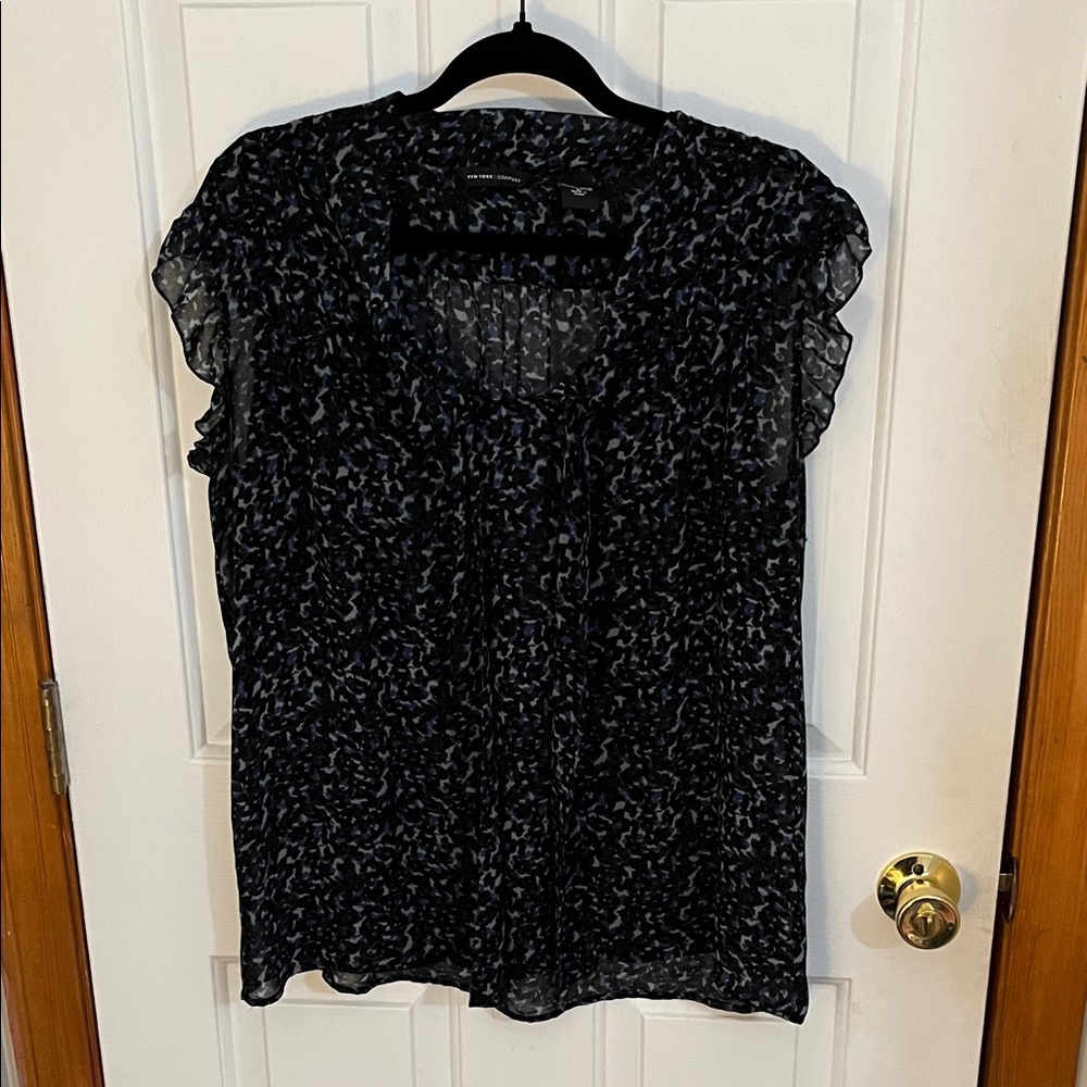 Women's Black & Blue Sheer Blouse. Large. New York & Co
